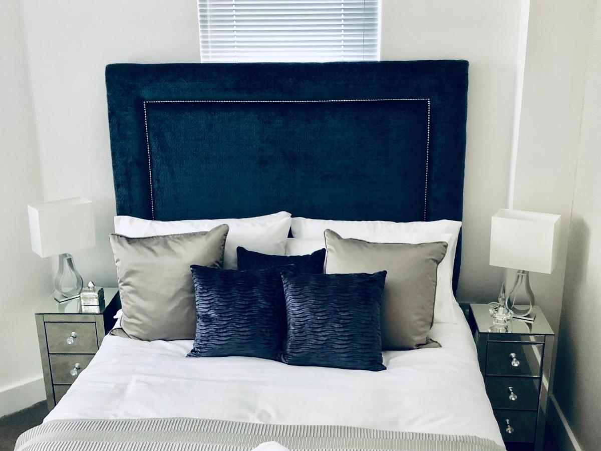 Snapos Luxury Serviced Apartment - Meridian House Бедфорд Экстерьер фото