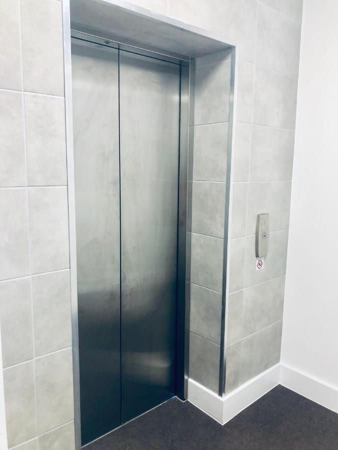 Snapos Luxury Serviced Apartment - Meridian House Бедфорд Экстерьер фото