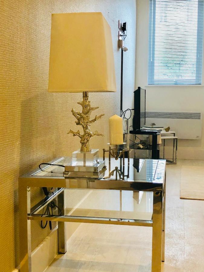 Snapos Luxury Serviced Apartment - Meridian House Бедфорд Экстерьер фото