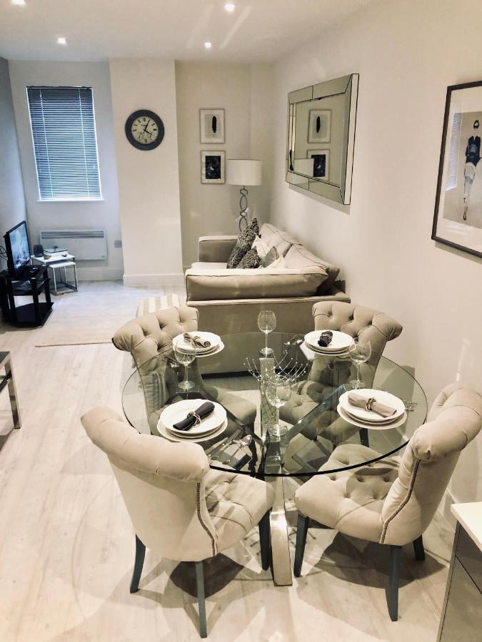 Snapos Luxury Serviced Apartment - Meridian House Бедфорд Экстерьер фото