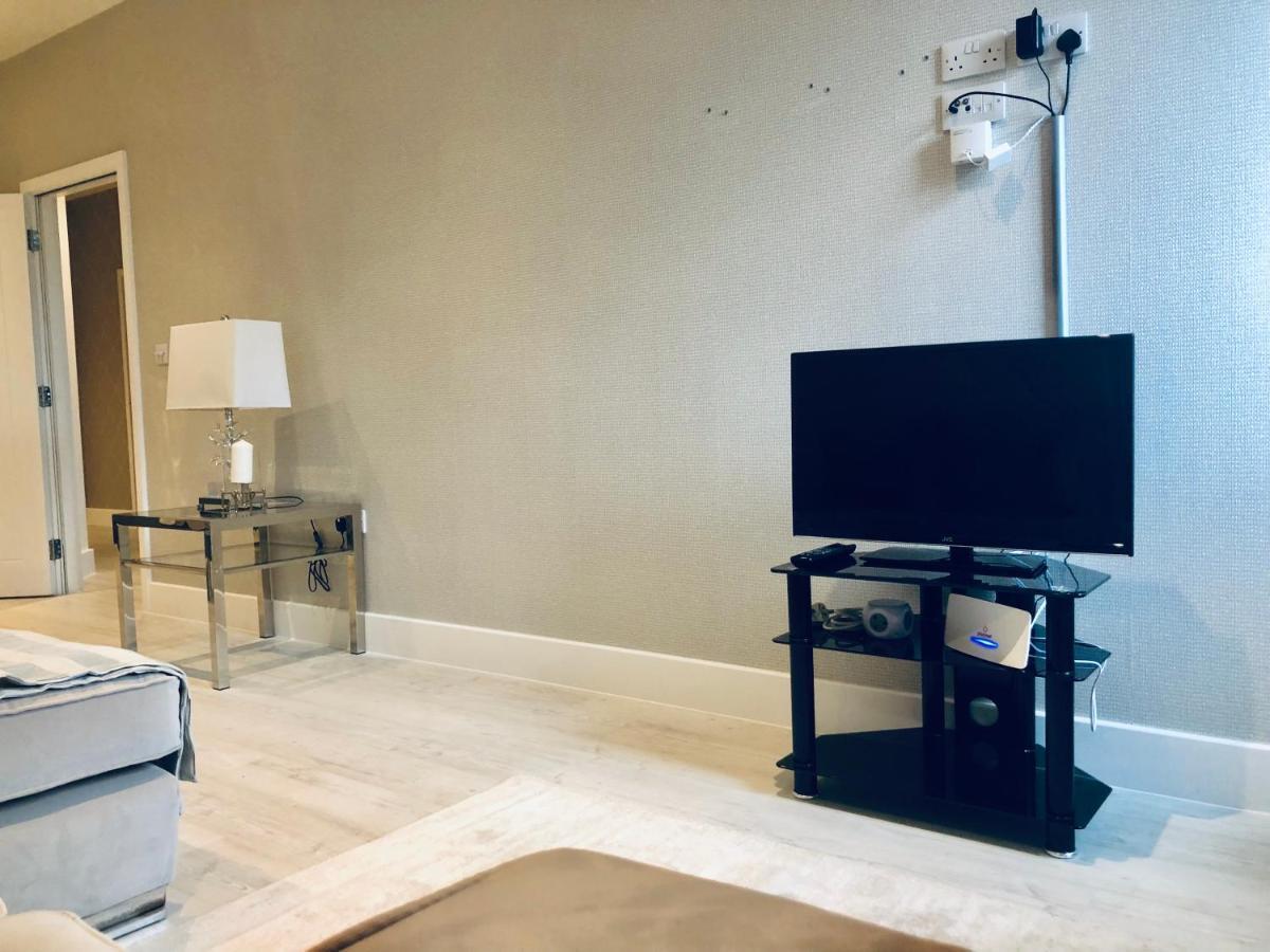 Snapos Luxury Serviced Apartment - Meridian House Бедфорд Экстерьер фото